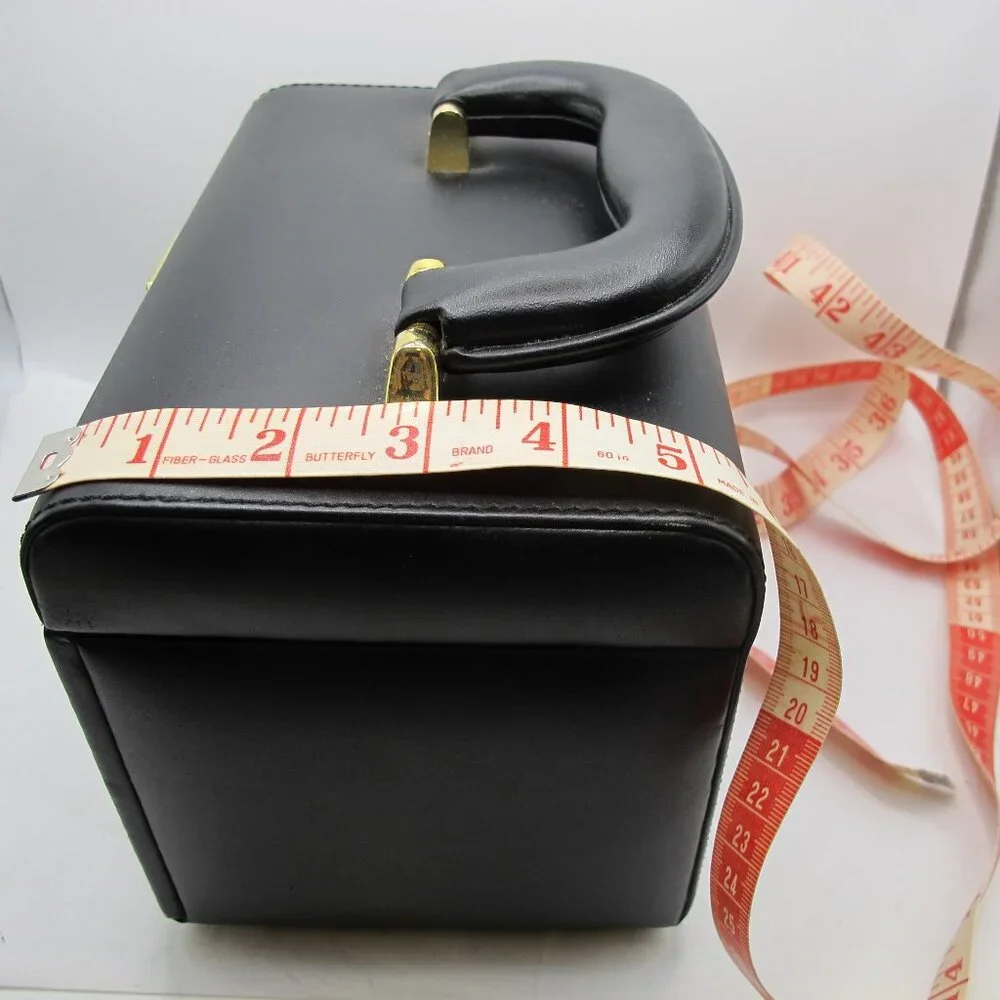 Leather black locking jewelry case with ring form and 2 additional drawers